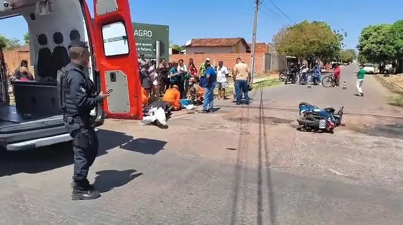 Motorista embriagado bate em motocicleta com mulher e criança e foge, mas acaba preso em Nova Mutum