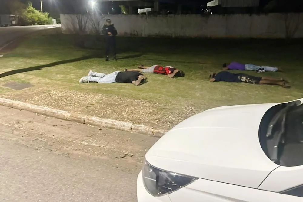 Polícia Militar de Diamantino prende quatro suspeitos de facção criminosa